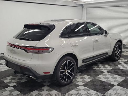 Used 2024 Porsche Macan AWD/4WD image 6