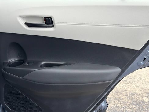 Used 2026 Toyota Corolla Cross L FWD image 16