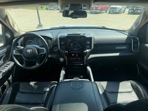 Used 2020 RAM 1500 Laramie AWD/4WD image 17