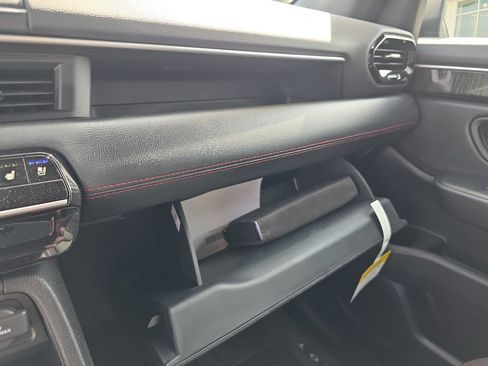 New 2025 Honda Pilot Black Edition image 35