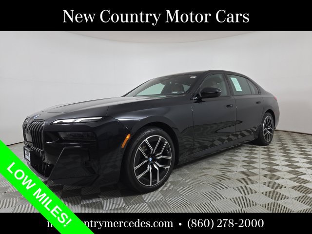 Used 2024 BMW 740i xDrive w/ M Sport Professional Package AWD/4WD image 3