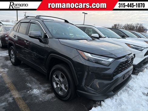 Used 2025 Toyota RAV4 XLE image 1