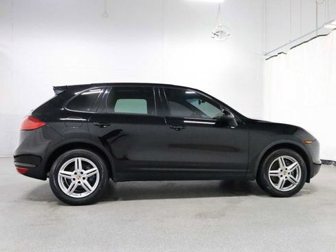 Used 2014 Porsche Cayenne Platinum Edition AWD/4WD image 10