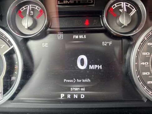 Used 2017 RAM 1500 Limited AWD/4WD image 10