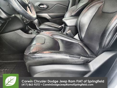 Certified 2021 Jeep Cherokee Latitude Lux 80th Anniv w/ Quick Order Package 26U 80TH image 20