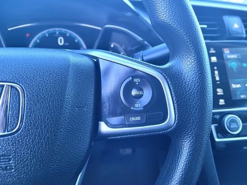 Certified 2018 Honda Civic EX image 22