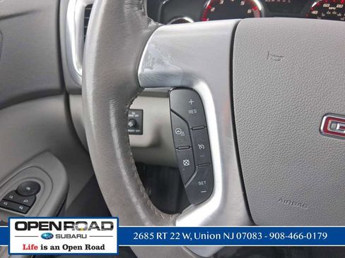 Used 2017 GMC Acadia Limited SLT image 22
