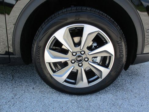 New 2024 Ford Escape Platinum w/ Premium Technology Package image 9