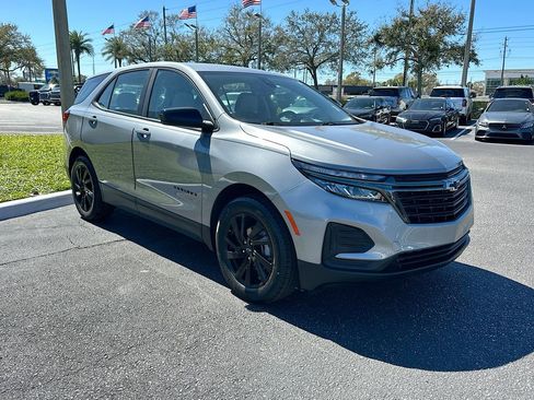 Certified 2024 Chevrolet Equinox LS w/ Sport Edition image 4