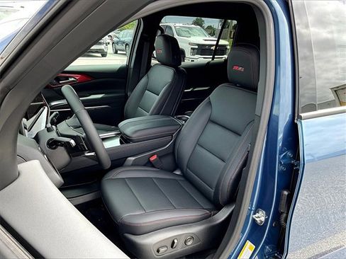 New 2026 Chevrolet Traverse Z71 w/ Enhanced Driving Package image 9