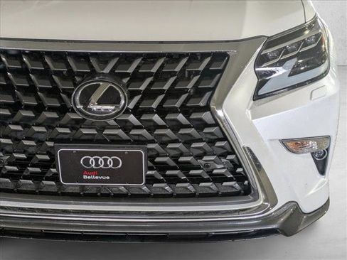 Used 2023 Lexus GX 460 Premium image 9