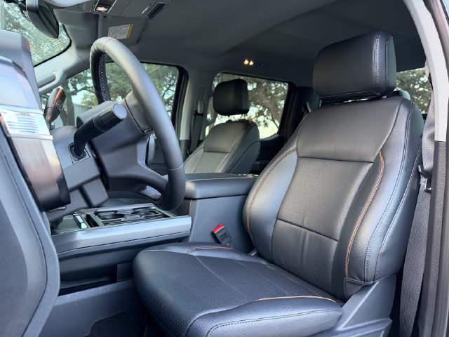 Used 2026 Ford F250 Lariat w/ FX4 Off-Road Package AWD/4WD image 8
