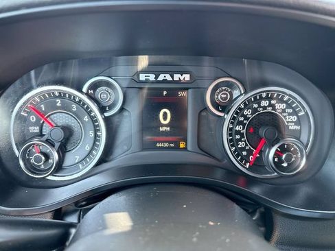 Used 2023 RAM 1500 2WD Crew Cab image 15