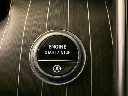 Used 2024 Mercedes-Benz C 300 4MATIC Sedan w/ Pinnacle Trim Package image 26