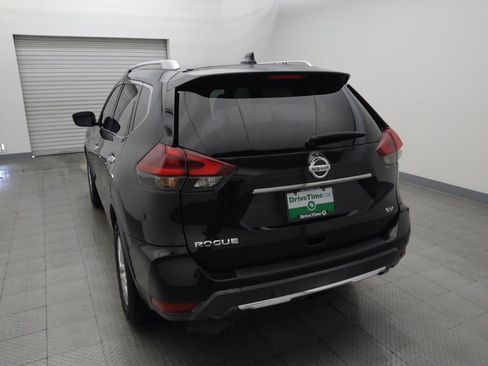Used 2020 Nissan Rogue SV FWD image 6