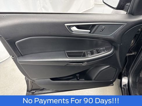Certified 2024 Ford Edge SE image 13