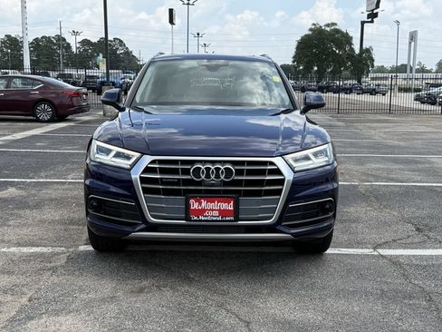 Used 2019 Audi Q5 Prestige AWD/4WD image 2