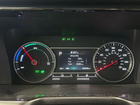 Used 2023 Kia Sorento EX AWD/4WD image 8
