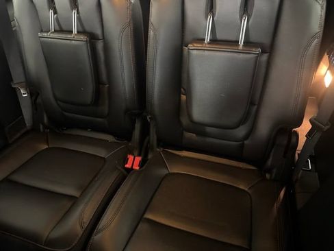Used 2018 Ford Explorer Sport w/ Equipment Group 401A AWD/4WD image 26