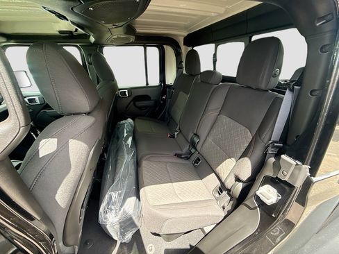 New 2026 Jeep Gladiator Mojave AWD/4WD image 25