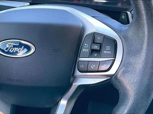 Used 2020 Ford Explorer XLT w/ Equipment Group 202A image 19