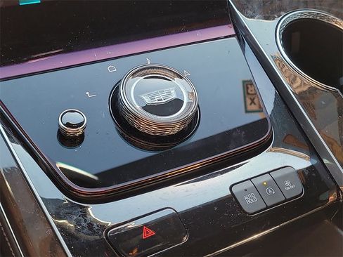 Used 2025 Cadillac Escalade ESV Sport Platinum image 25