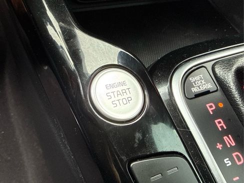 Used 2020 Kia Soul GT-Line Turbo FWD image 25