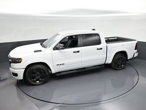 Used 2025 RAM 1500 Big Horn RWD image 22