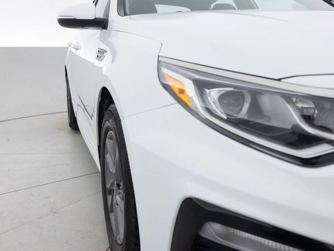 Used 2020 Kia Optima LX image 11