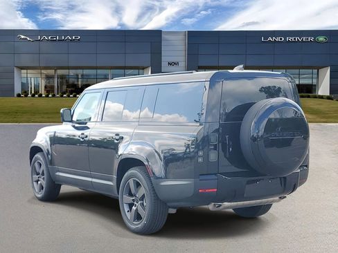 Used 2026 Land Rover Defender 130 S AWD/4WD image 4