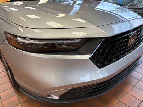 Used 2024 Honda Accord EX image 2