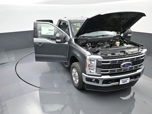 New 2026 Ford F250 XLT image 54