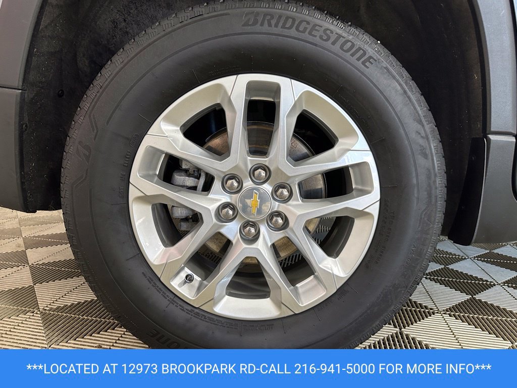 Used 2021 Chevrolet Traverse LT FWD image 31