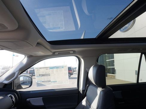 Used 2013 Ford F350 Lariat w/ Lariat Ultimate Pkg image 27