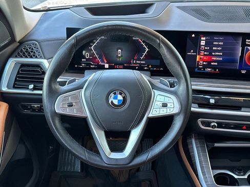 Used 2023 BMW X7 xDrive40i w/ Executive Package AWD/4WD image 15