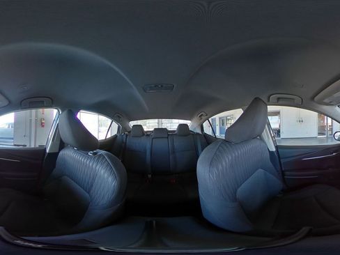 Used 2025 Toyota Camry LE image 46