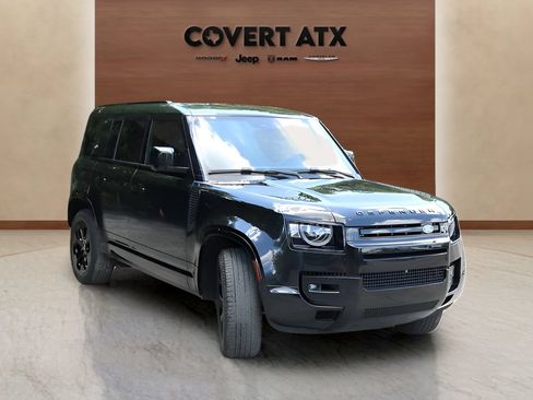 Used 2024 Land Rover Defender 110 X-Dynamic SE AWD/4WD image 7