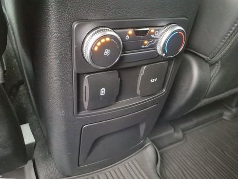 Certified 2022 Ford Explorer XLT w/ Equipment Group 202A image 8