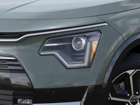 New 2026 Kia Niro SX image 10