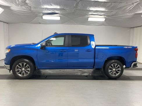 Used 2023 Chevrolet Silverado 1500 LT AWD/4WD image 4