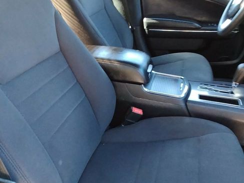 Used 2014 Dodge Charger SE RWD image 11