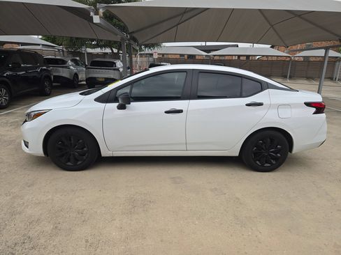 Used 2025 Nissan Versa S w/ Trunk Package FWD image 6