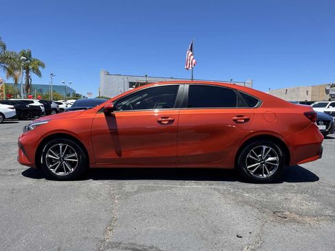 Used 2022 Kia Forte LXS FWD image 7