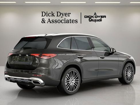 Used 2026 Mercedes-Benz GLC 300 image 10