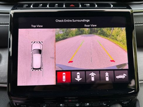 New 2025 Jeep Grand Cherokee Limited w/ Luxury Tech Group II image 27