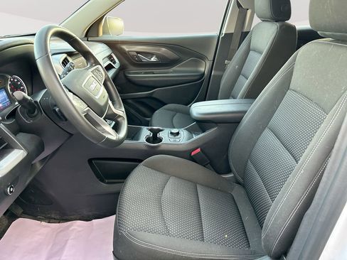 Used 2024 GMC Terrain SLE w/ Driver Convenience Package FWD image 22