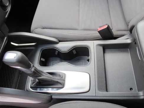 Used 2024 Nissan Frontier SV image 24