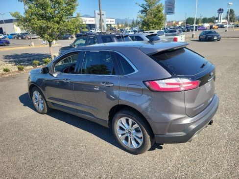 Used 2021 Ford Edge Titanium w/ Class II Trailer Tow Package AWD/4WD image 8