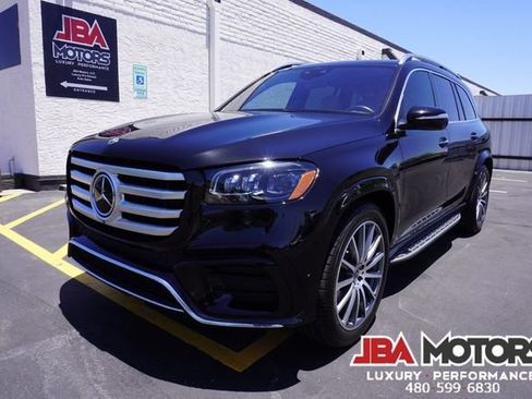 Used 2024 Mercedes-Benz GLS 580 4MATIC image 32