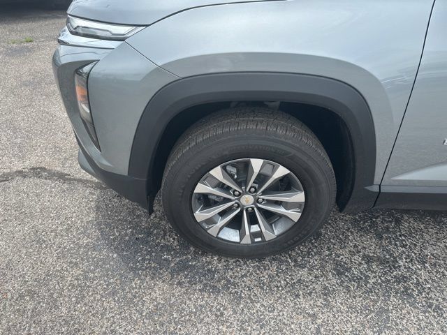 New 2026 Chevrolet Equinox LT FWD image 10